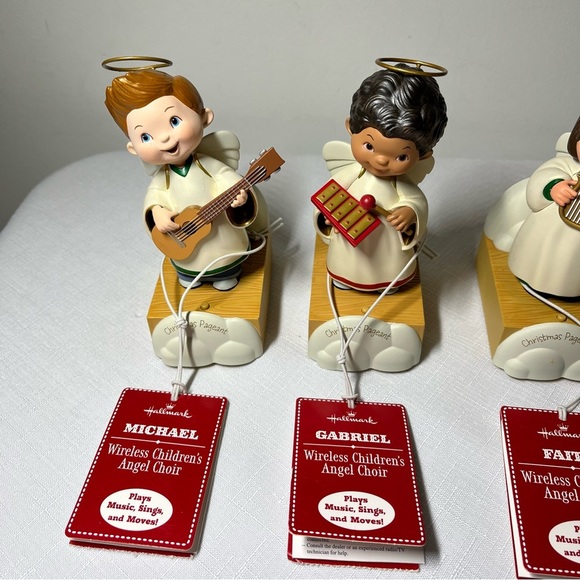 Hallmark Wireless Children's Angel Choir figurines, collectible.2012 - Picture 4 of 9